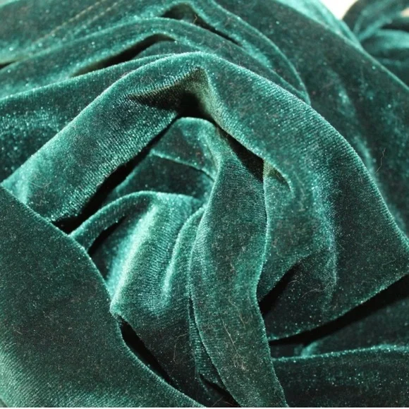 Windsor Spaghetti Strap Dark Green Velvet Dress - Picture 6 of 7